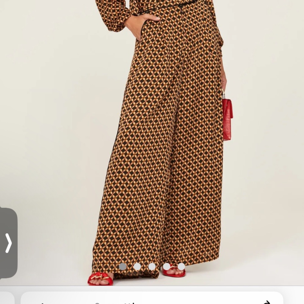New in package - MinkPink Valentina pants